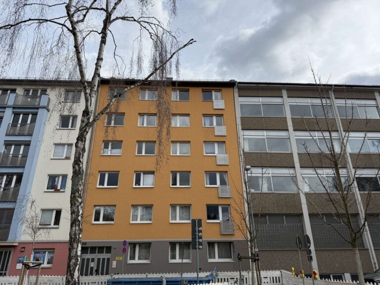Straßenansicht