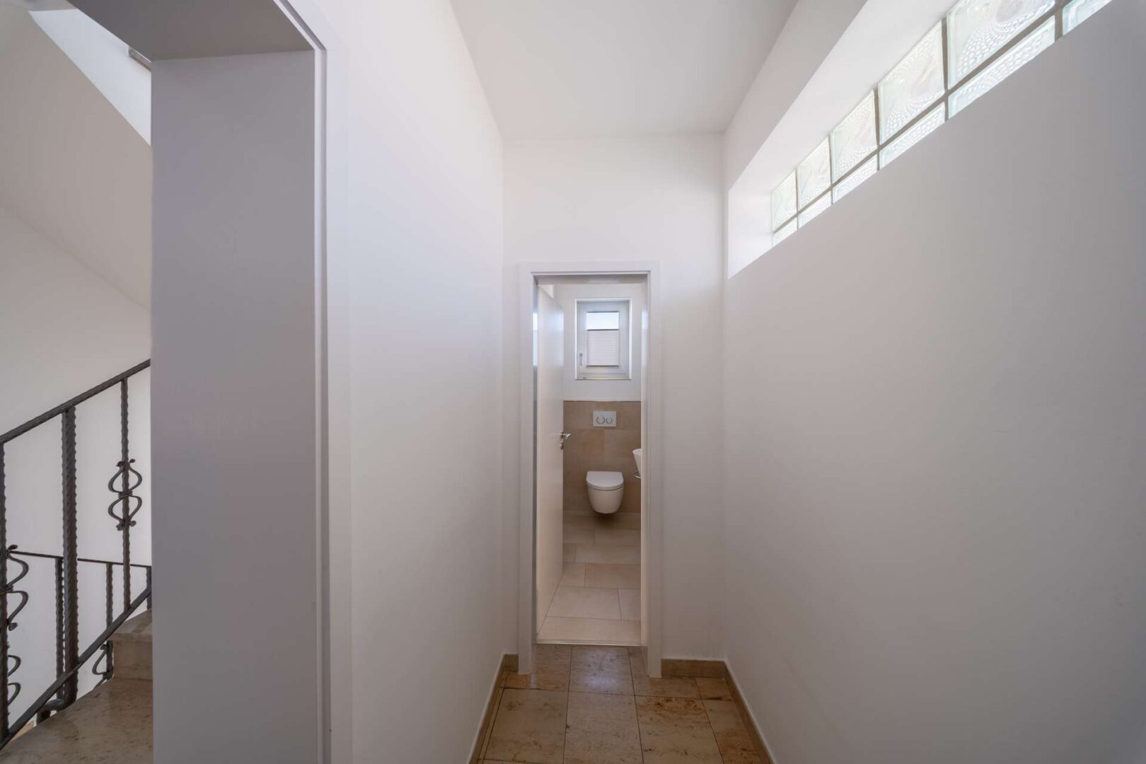 Garderobe und G-WC