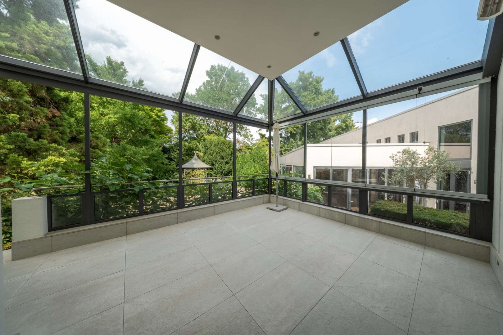 Wintergarten Villa