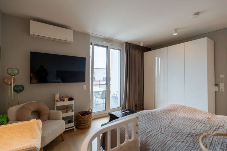 Master-Bedroom
